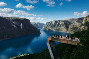 Exploring Norway: Travel Tips and Essential Insurance Advice